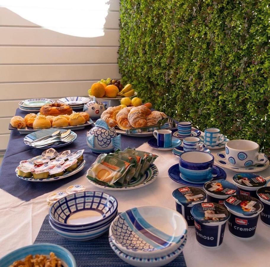 Al Chiaro Di Luna Luxury Suites Amalfi Coast Vietri Extérieur photo